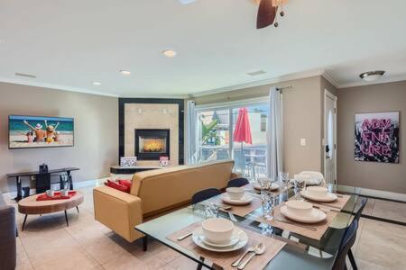 Awesome 3Br 2Bth 1 Block To Beach C2 ニューポート・ビーチ エクステリア 写真